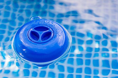 Wasserpflege im Pool - Carsten Päsler - Pools & Wellness