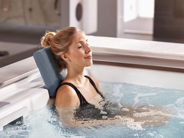 Carsten Päsler - Pools & Wellness in Wietmarschen - Wellness pur im Whirlpool